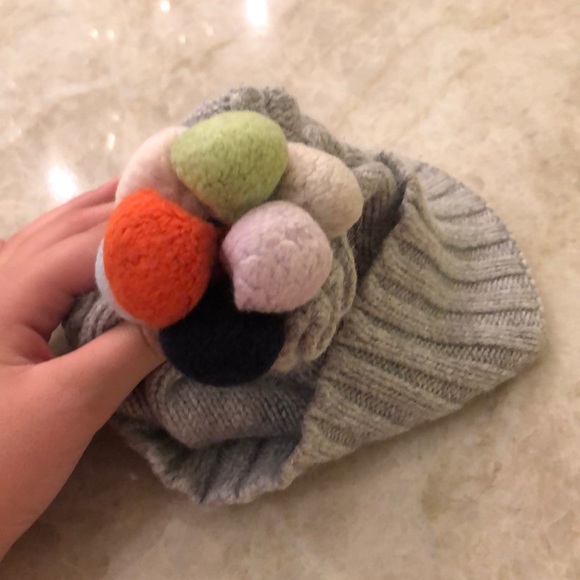 Hat - Picture 2 of 3